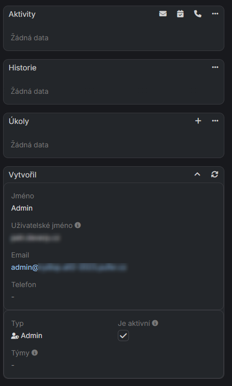 Boční panely v detailu